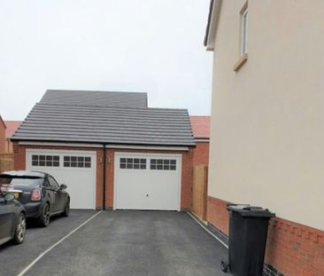 Detached house to rent on - Photo 6