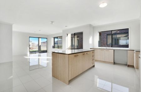 Spacious 4-Bedroom Home in Truganina - Photo 5