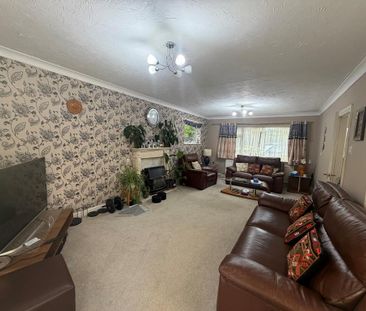4 bedroom detached house to rent - Photo 1