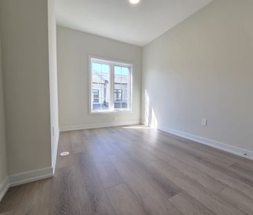 For Lease - 34 Chapple Lane, Richmond Hill, Ontario - Photo 4