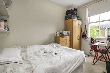Freshford Street, London, SW18 3TF - Photo 4