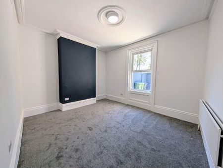 4 bedroom house of multiple occupation to rent - Photo 5