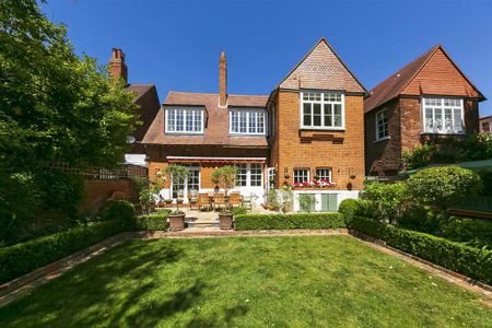 3 bedroom detached house to rent - Photo 2