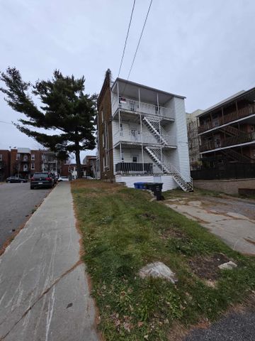 Grand 5 1/2 à louer - Photo 3