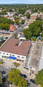 3 CH - 1 SDB - Sainte-Anne-de-Bellevue - $1,270 /mo - Photo 4