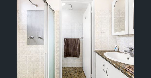 1 bedroom unit in Harristown - Photo 1