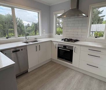 Peaceful & Private on Stokes Crescent - Photo 2