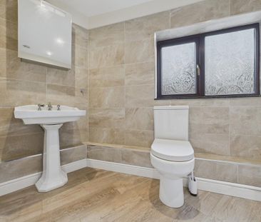 2 bedroom cottage to rent - Photo 1