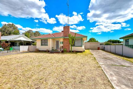 LARGE BLOCK WITH REAR ACCESS - Photo 2