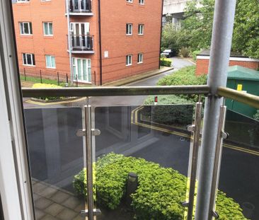 2 bedroom apartment to rent - Photo 4