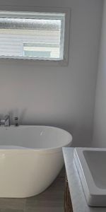 Magnifique Maison à louer neuve - La Chute - Photo 3