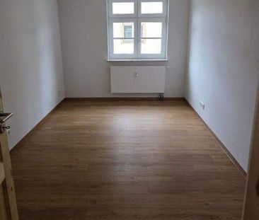 Neu sanierte Wohnung mit schicker Ausstattung wartet! - Photo 3