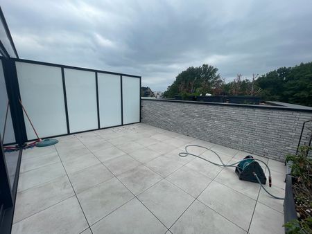 Genk, Kapelstraat 23 bus 5.2 - Modern appartement (94m²) met 2 slaapkamers, ruim terras (52m²), daktuin (12m²) en kelderberging (3,5m²). - Photo 4