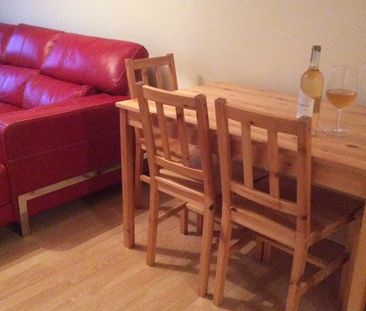 1 Bed Flat, Princess Lodge, LU1 - Photo 2