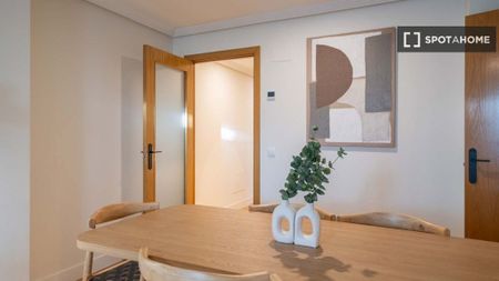 3 room luxury Apartment for rent in Madrid, Spain - Photo 5