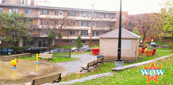 GRAND 4 1/2 PLACE DARLINGTON CARTIER Côte-des-Neiges - Photo 2