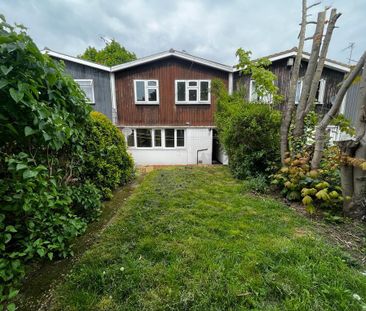 5 bedroom terraced house to rent - Photo 3