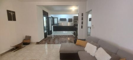 Location Appartement 3 pièces 65m² CAYENNE 97300 - Photo 2