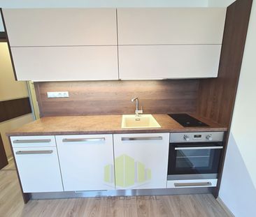 Pronájem bytu 1+kk a garsoniéry 32 m² - Фото 2