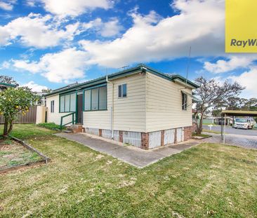 WARM AND COZY HOME OFFERED! READY TO MOVE IN! - Photo 1