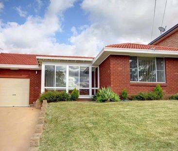 Family Home - Photo 4