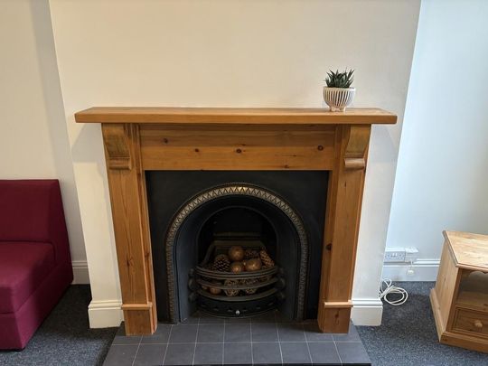 2 bedroom terraced house to rent - Photo 1