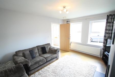 22 Magheraknock Park, Ballynahinch, BT24 - Photo 2