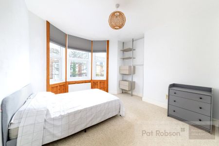 St Georges Terrace, Newcastle Upon Tyne - Photo 2