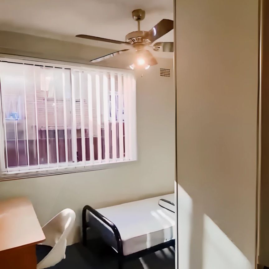 2 bed 1 bath - Photo 1