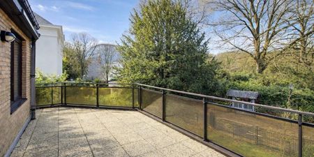 Appartement te huur in Watermaal-Bosvoorde voor € 2.050 met 2 slaapkamers - Photo 4