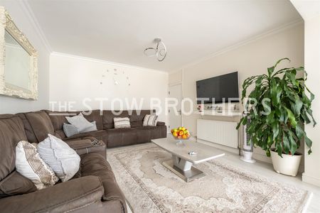 Fairview Close , E17 5HJ - Photo 5