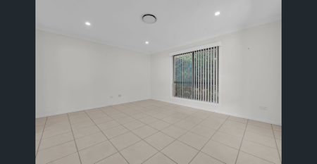 Beautiful Family Haven in a Peaceful Redland Bay Pocket - Photo 3