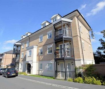 Buckingham Road, Epping, CM16 - Photo 2