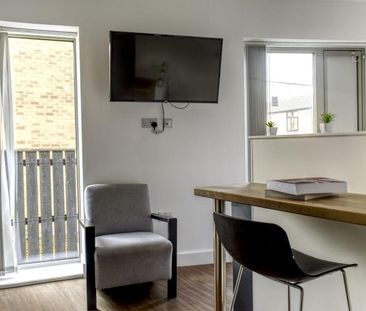 Studio to rent - Photo 1