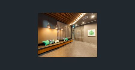 Ideal Location, Close to Transport, Cafes and Shops, Park Views - Photo 4