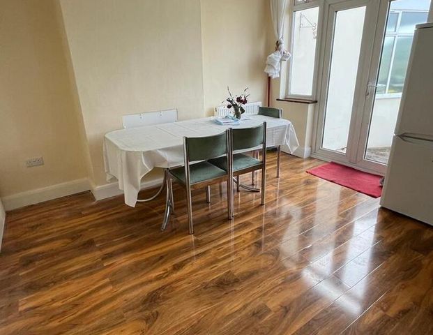 3 bedroom house to rent - Photo 1
