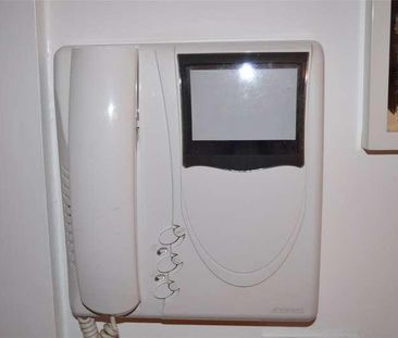 Woodcote Road, Wallington, SM6 - Photo 3