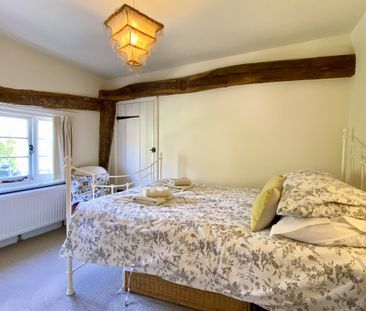 Charming Semi Detached Three Bedroom Cottage with Ground Floor WC, ... - Photo 4