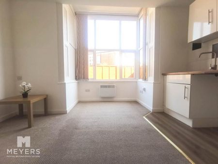 2 bedroom apartment to rent - Photo 4