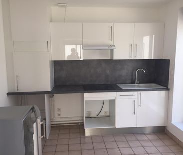 Location Appartement 2 pièces 52m² POITIERS 86000 - Photo 5