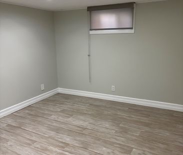 For Lease - 6 Sussex Avenue, Brantford, Ontario - Photo 6