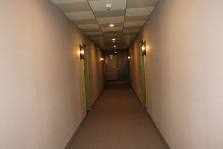 For Lease - 6 Spice Way Unit# 408, Barrie, Ontario - Photo 3