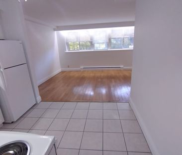 For Lease - 30 Annapearl Court Unit# Apt. 1, Toronto, Ontario - Photo 5