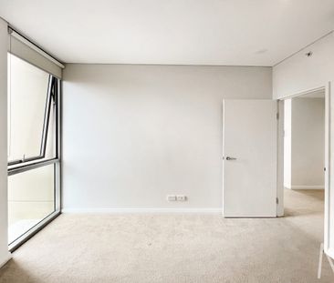 LUXURY NORTH-FACING APARTMENT - Photo 2