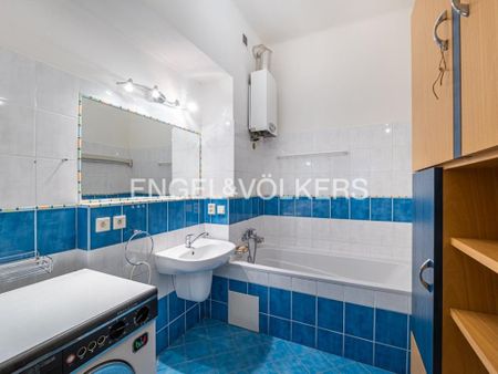 Pronájem bytu 4+1 100 m2 - Fotografie 3