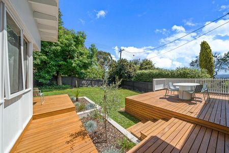 34 Carnegie Crescent, Narrabundah ACT 2604 - House For Rent | Domain - Photo 2