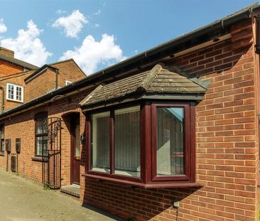 1 BED Cottage - Photo 2