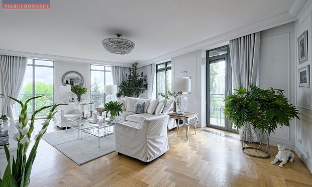 Warszawa M., Warszawa, Śródmieście, Książęca – zdjęcie 1