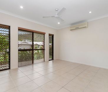 Quiet Court | Perfect Family Home - Photo 2