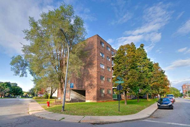 Sunnybrooke - 1 Bedroom - Photo 1
